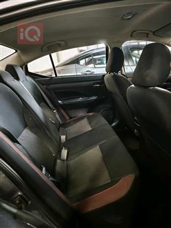 نيسان فيرسا